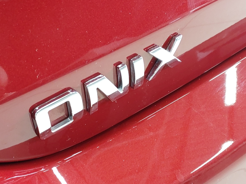 chevrolet onix 1.0 turbo flex ltz automatico 4p 2025