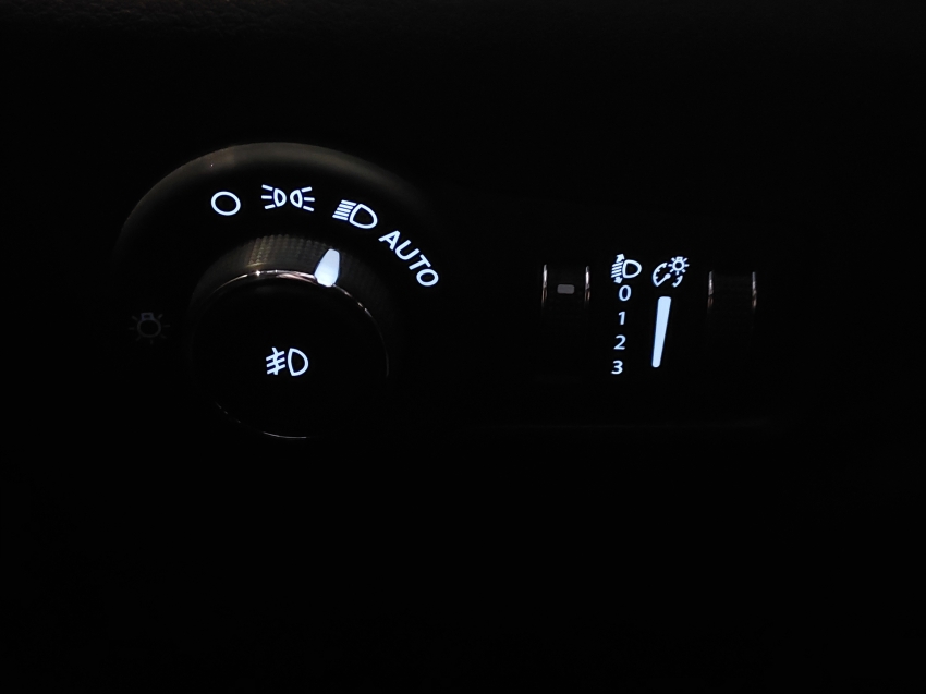 jeep commander 2.0 td380 turbo diesel overland at9 4p automatico 2022