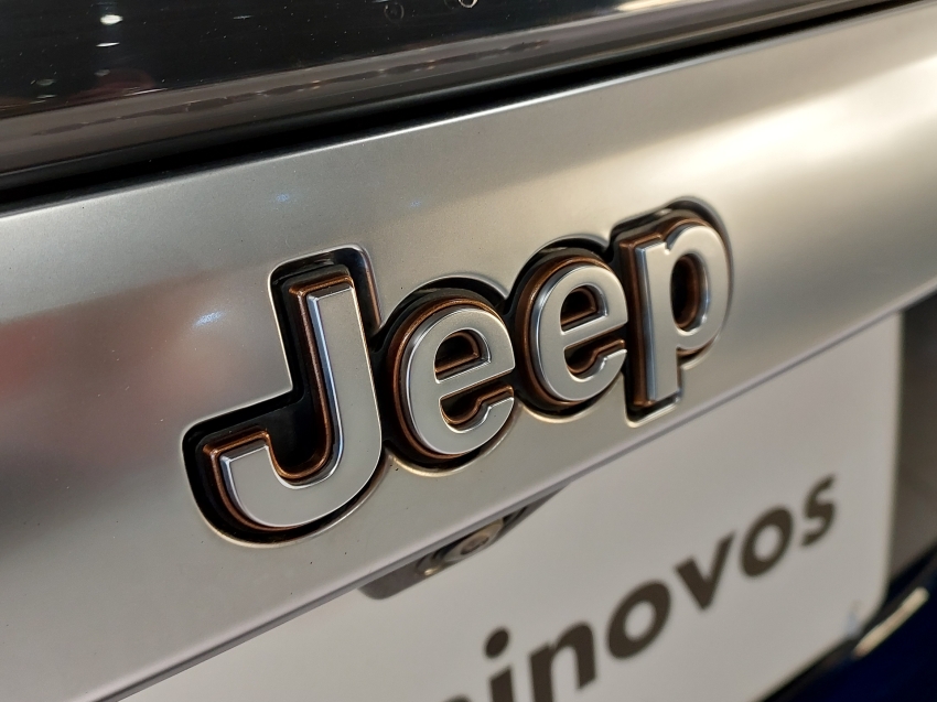 jeep commander 2.0 td380 turbo diesel overland at9 4p automatico 2022