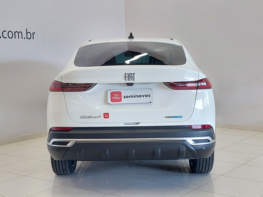 fiat fastback 1.0 turbo 200 hybrid audace cvt hibrido 4p automatico 2025
