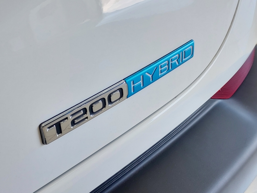 fiat fastback 1.0 turbo 200 hybrid audace cvt hibrido 4p automatico 2025