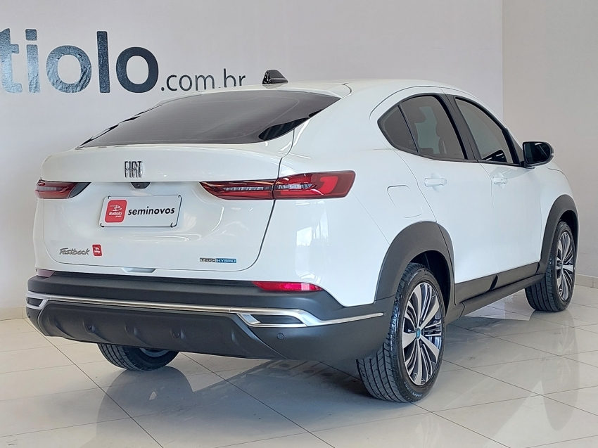 fiat fastback 1.0 turbo 200 hybrid audace cvt hibrido 4p automatico 2025