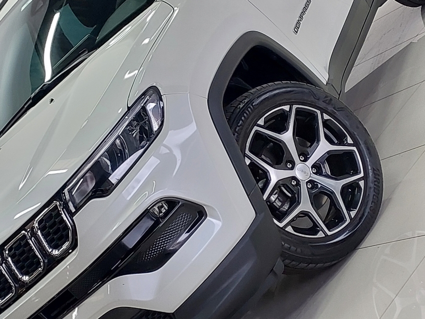 jeep compass 1.3 t270 turbo flex longitude at6 4p automatico 2025