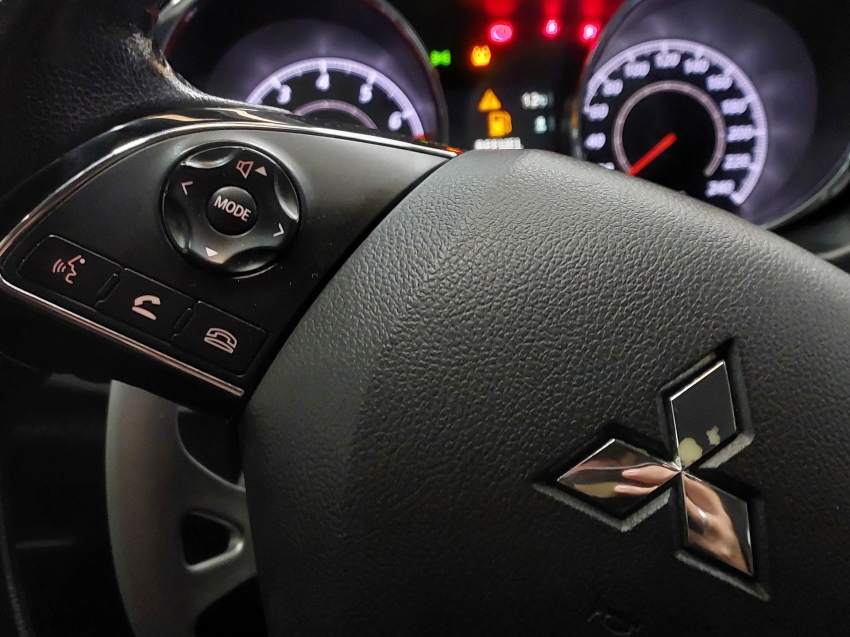 mitsubishi asx 2.0 awd 16v flex 4p automatico 2018