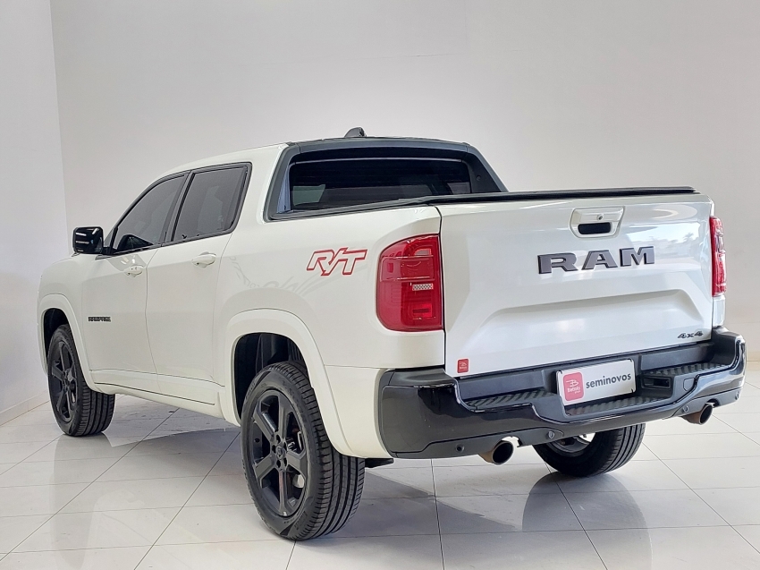 ram rampage 2.0 hurricane 4 turbo gasolina r/t 4x4 automatico 4p 2025