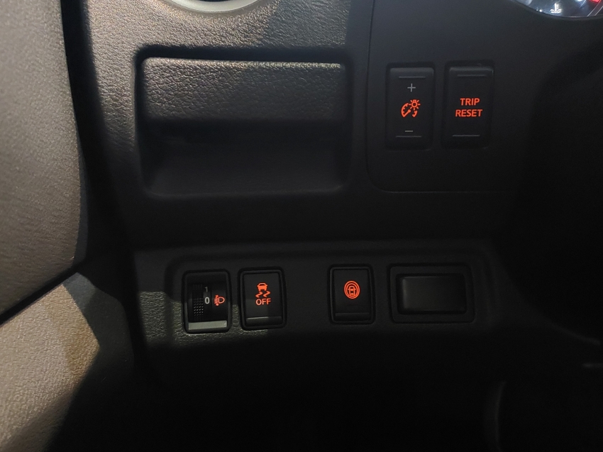 nissan frontier 2.3 16v turbo diesel platinum cd 4x4 automatico 4p 2023