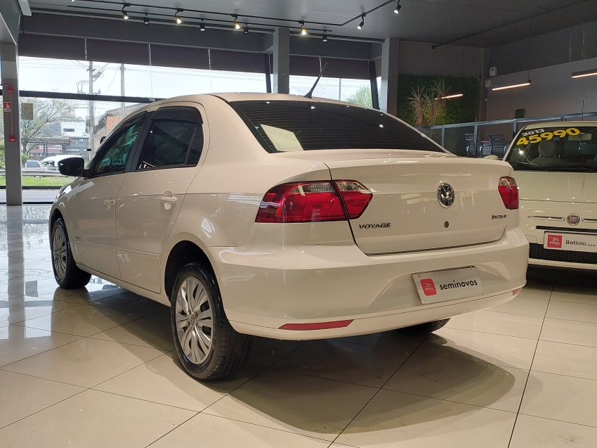 volkswagen voyage 1.6 mi 8v flex 4p automatizado semiautomatico 2013