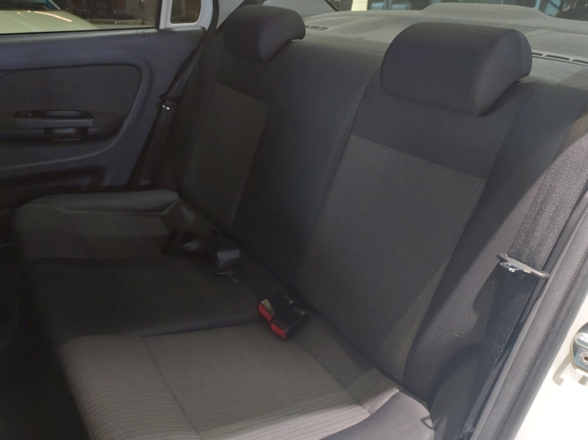 volkswagen voyage 1.6 mi 8v flex 4p automatizado semiautomatico 2013