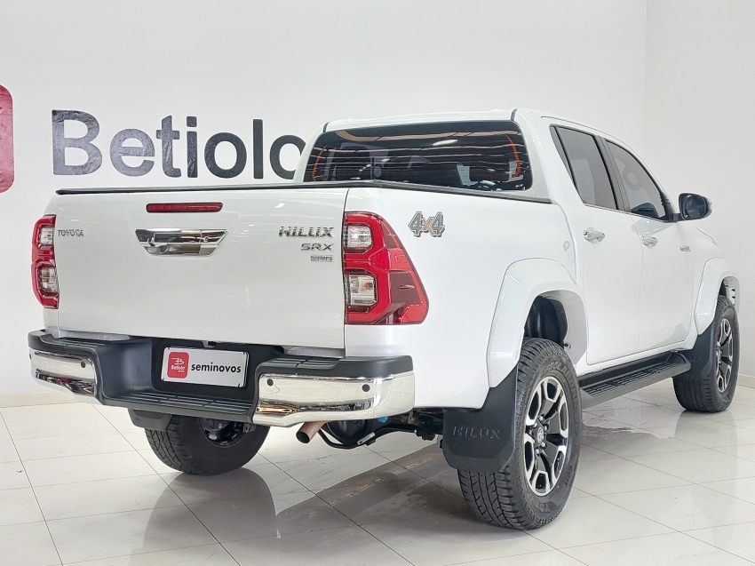 toyota hilux 2.8 d-4d turbo diesel cd srx plus 4x4 automatico 4p 2024