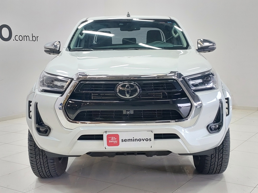 toyota hilux 2.8 d-4d turbo diesel cd srx plus 4x4 automatico 4p 2024