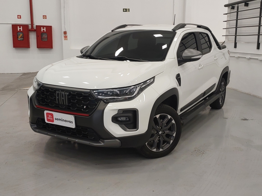 fiat strada 1.0 turbo 200 flex ultra cd cvt 4p automatico 2025