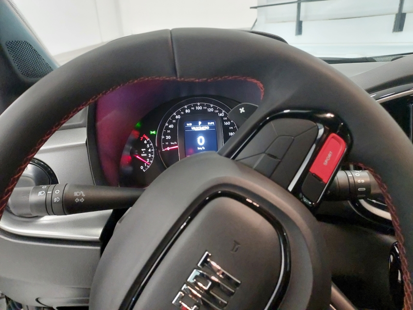 fiat strada 1.0 turbo 200 flex ultra cd cvt 4p automatico 2025