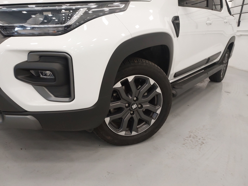 fiat strada 1.0 turbo 200 flex ultra cd cvt 4p automatico 2025