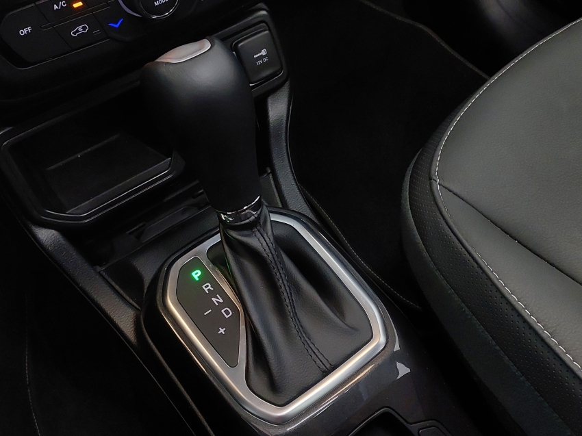 jeep renegade 1.3 t270 turbo flex sahara at6 4p automatico 2025
