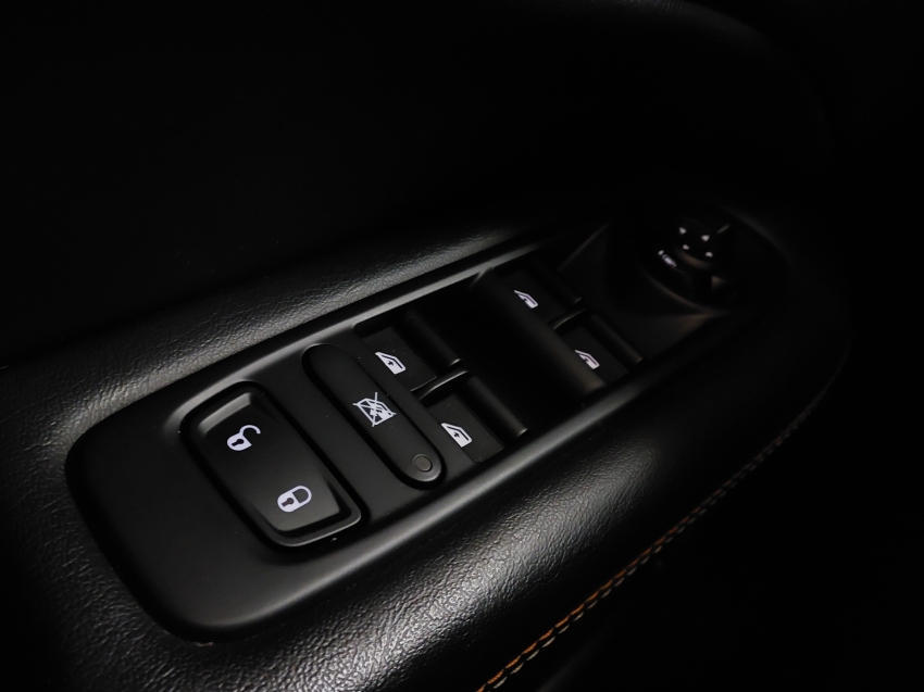jeep compass 2.0 16v flex longitude automatico 4p 2019