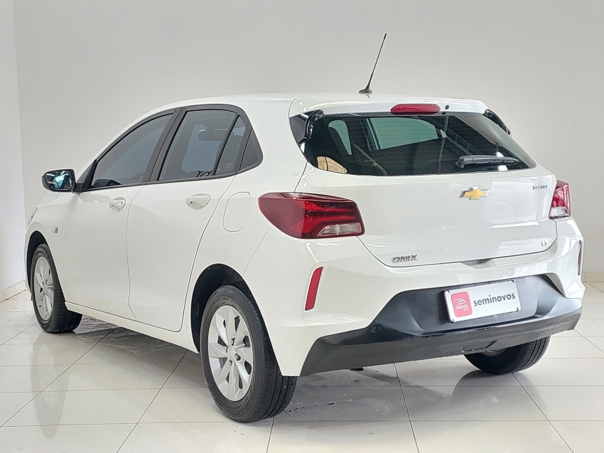 chevrolet onix 1.0 turbo flex lt manual 4p 2023