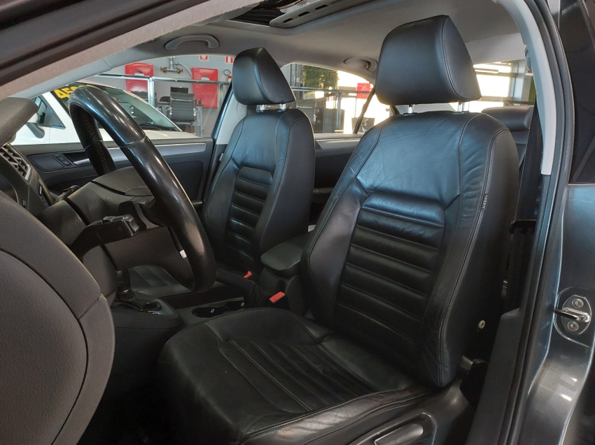 volkswagen jetta 2.0 tsi highline 211cv gasolina 4p tiptronic flex automatico 2014
