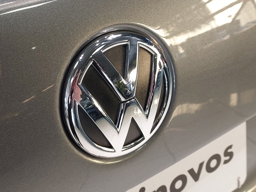 volkswagen jetta 2.0 tsi highline 211cv gasolina 4p tiptronic flex automatico 2014