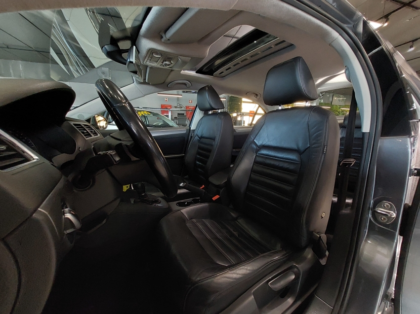 volkswagen jetta 2.0 tsi highline 211cv gasolina 4p tiptronic flex automatico 2014