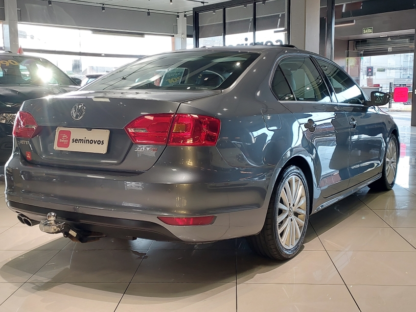 volkswagen jetta 2.0 tsi highline 211cv gasolina 4p tiptronic flex automatico 2014
