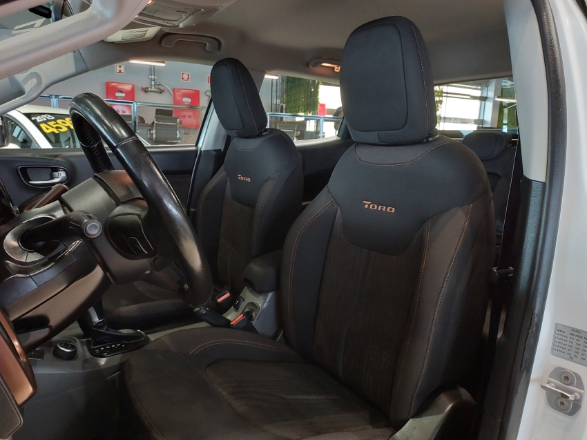 fiat toro 2.0 16v turbo diesel volcano 4wd at9 4p automatico 2017