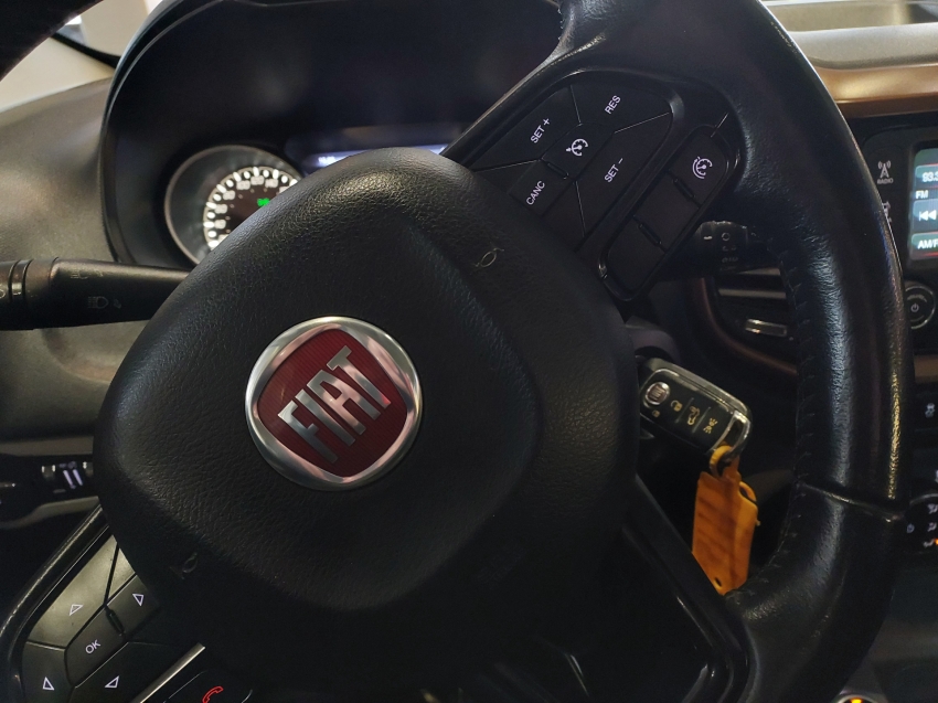 fiat toro 2.0 16v turbo diesel volcano 4wd at9 4p automatico 2017