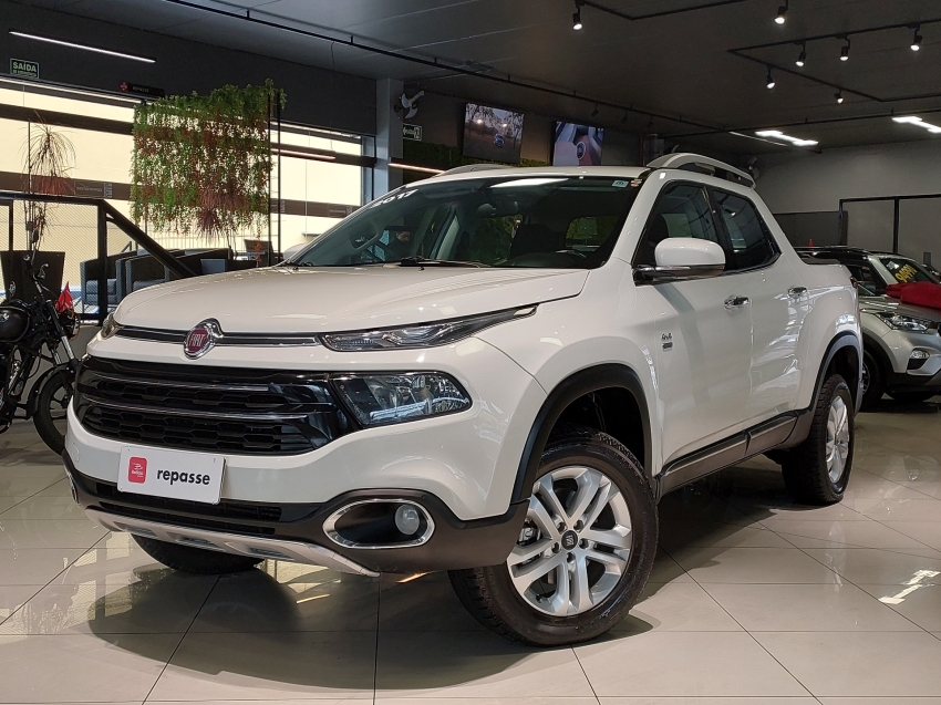 fiat toro 2.0 16v turbo diesel volcano 4wd at9 4p automatico 2017