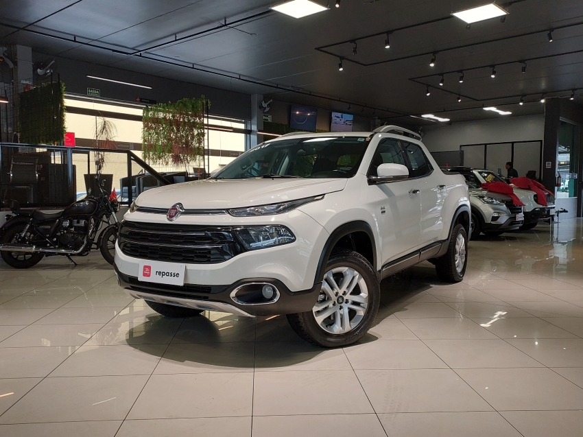 fiat toro 2.0 16v turbo diesel volcano 4wd at9 4p automatico 2017