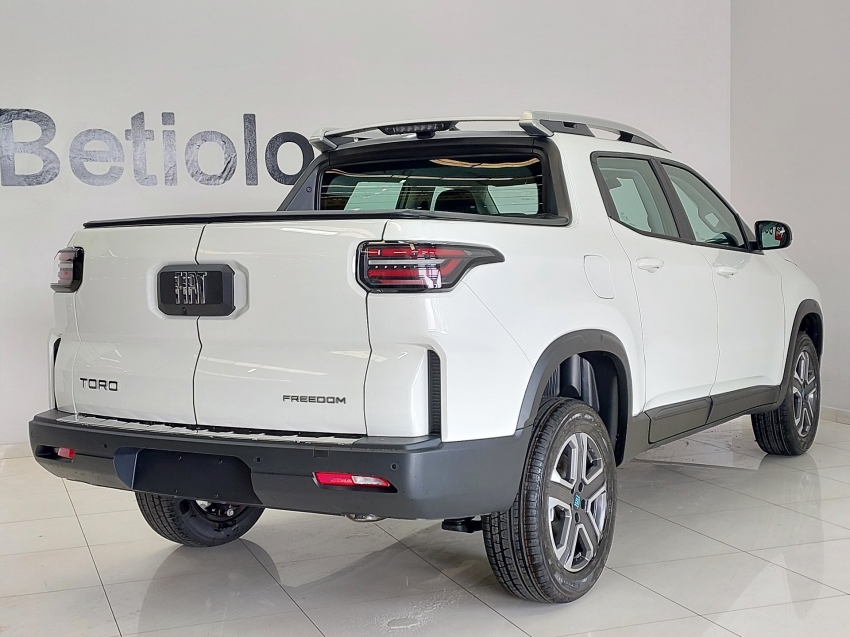 fiat toro 1.3 turbo 270 flex freedom at6 4p automatico 2026 fiat toro 1.3 turbo 270 flex freedom at6 4p automatico 2026