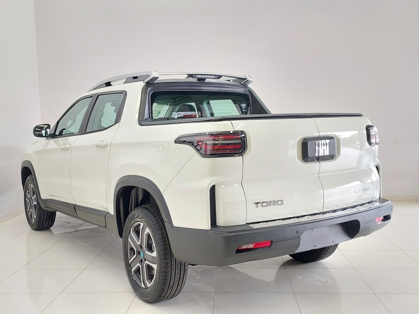 fiat toro 1.3 turbo 270 flex freedom at6 4p automatico 2026 fiat toro 1.3 turbo 270 flex freedom at6 4p automatico 2026