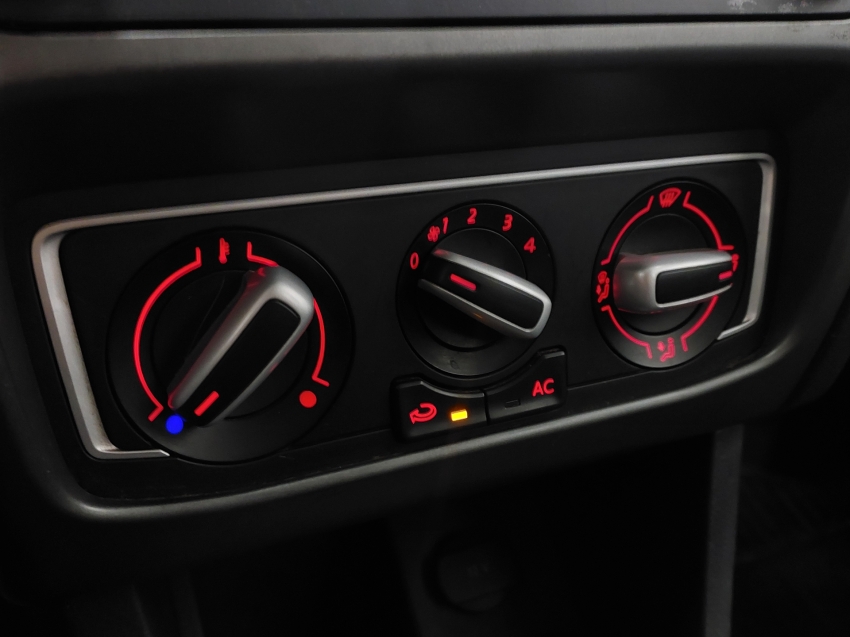 volkswagen fox 1.6 msi total flex connect 4p manual 2019