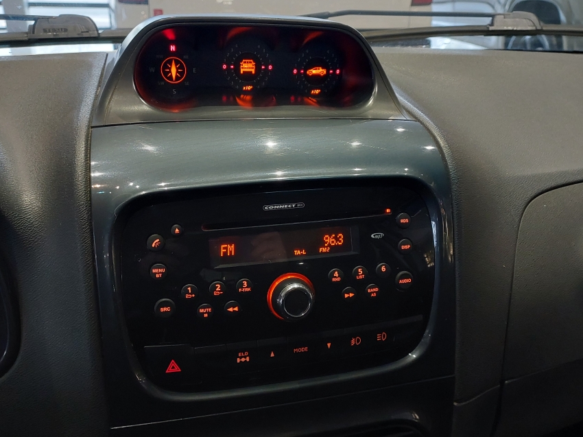 fiat strada 1.8 mpi adventure cd 16v flex 3p manual 2p 2015