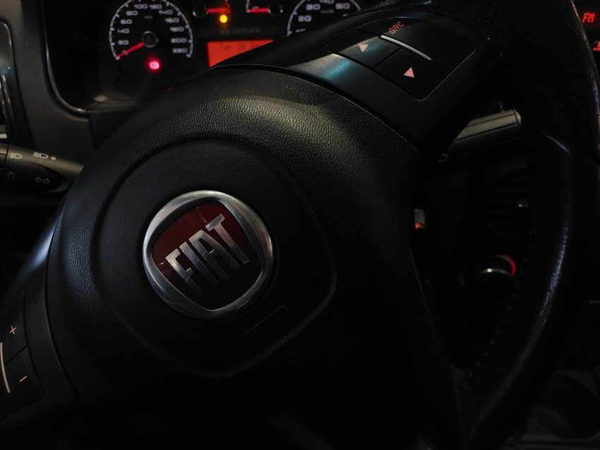 fiat strada 1.8 mpi adventure cd 16v flex 3p manual 2p 2015
