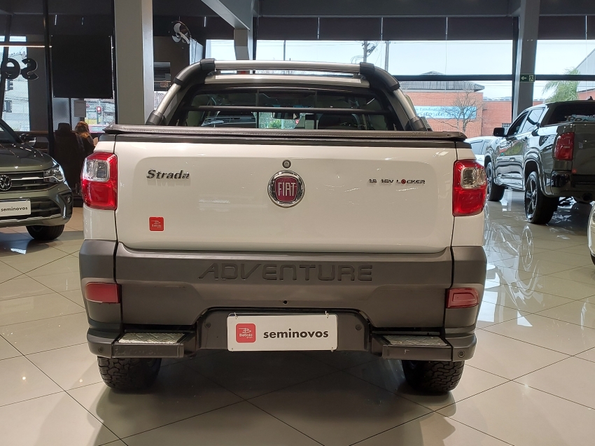 fiat strada 1.8 mpi adventure cd 16v flex 3p manual 2p 2015