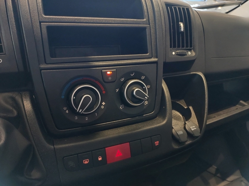 fiat ducato 2.2 bluehdi diesel maxicargo manual 3p 2025