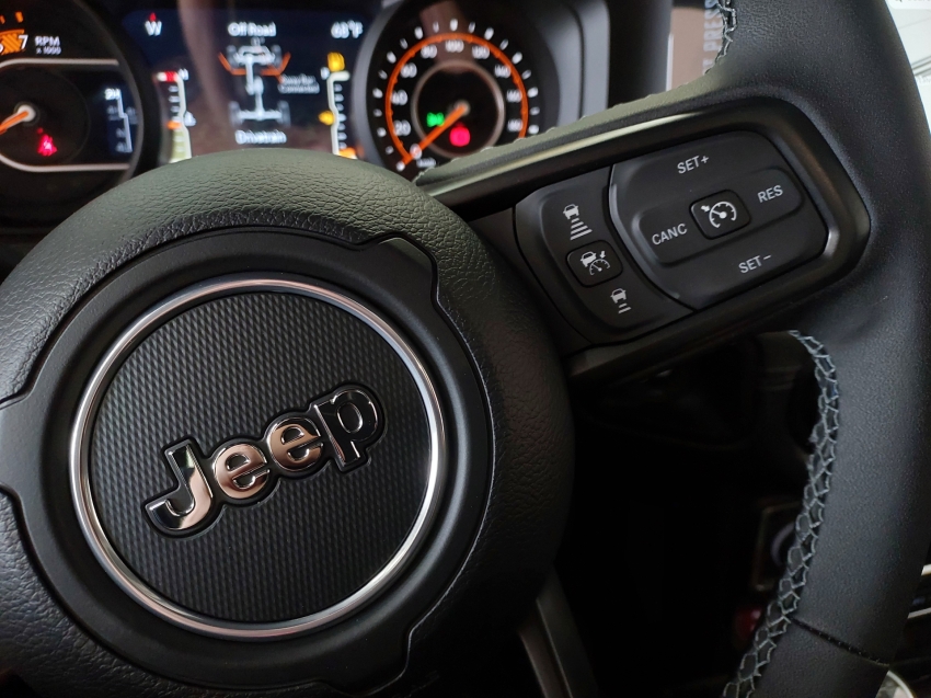 jeep wrangler 2.0 turbo gasolina rubicon 4p 4x4 at8 automatico 2025