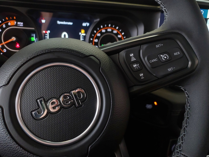 jeep wrangler 2.0 turbo gasolina rubicon 4p 4x4 at8 automatico 2025