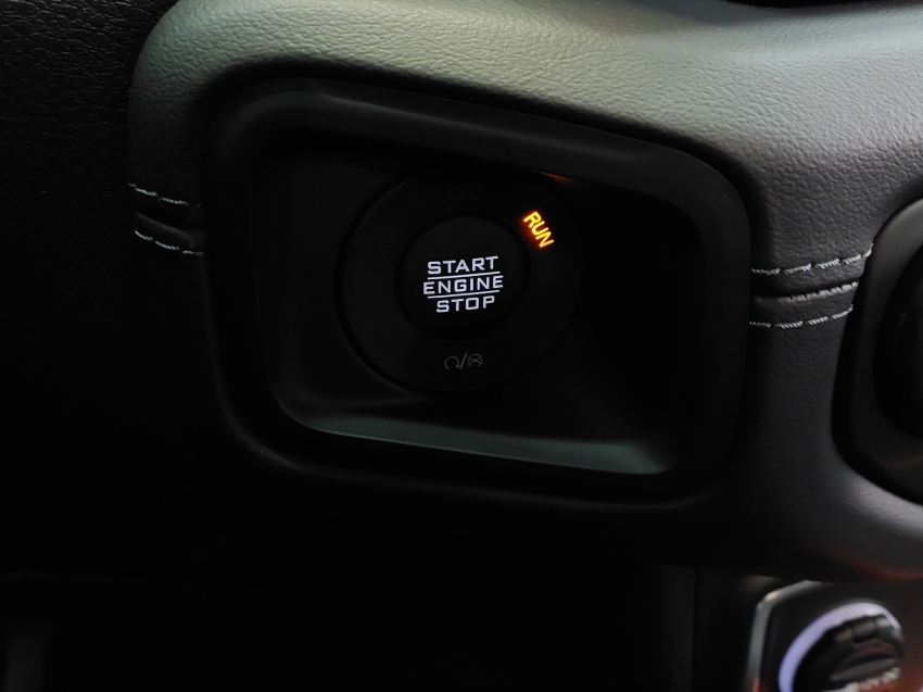 jeep wrangler 2.0 turbo gasolina rubicon 4p 4x4 at8 automatico 2025