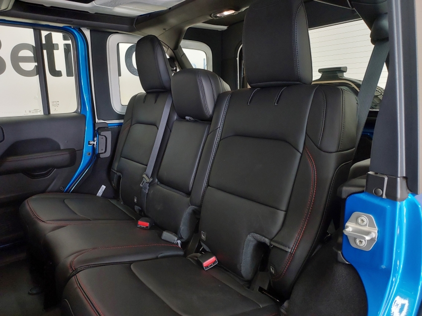 jeep wrangler 2.0 turbo gasolina rubicon 4p 4x4 at8 automatico 2025