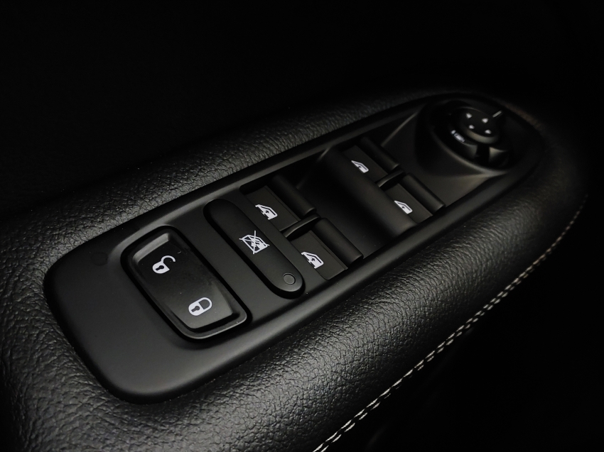 fiat toro 1.3 turbo 270 flex volcano at6 4p automatico 2026