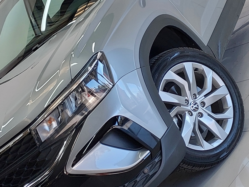 volkswagen taos 1.4 250 tsi total flex comfortline automatico 4p 2023