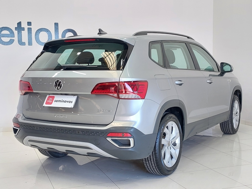 volkswagen taos 1.4 250 tsi total flex comfortline automatico 4p 2023