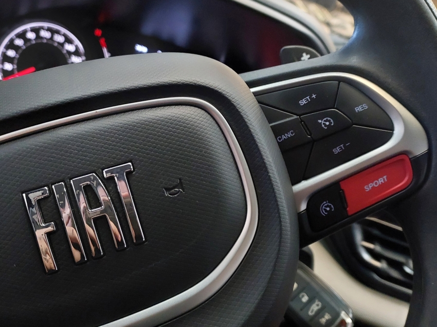 fiat fastback 1.0 turbo 200 flex cvt 4p automatico 2025