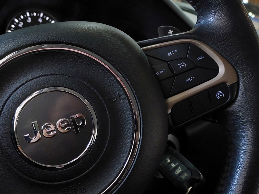 jeep renegade 1.8 16v flex longitude 4p automatico 2018