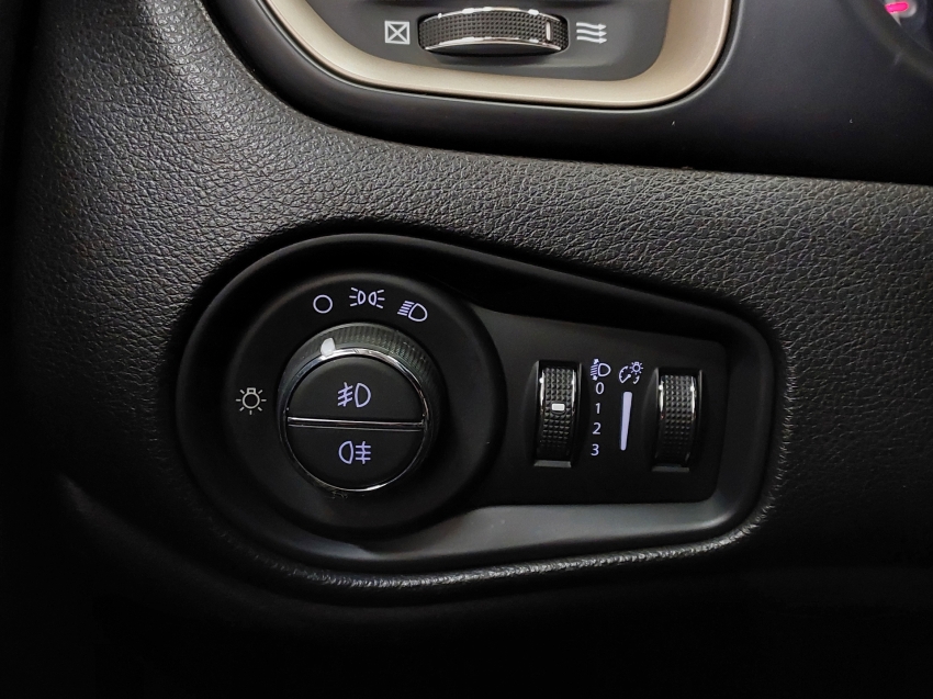 jeep renegade 1.8 16v flex longitude 4p automatico 2018