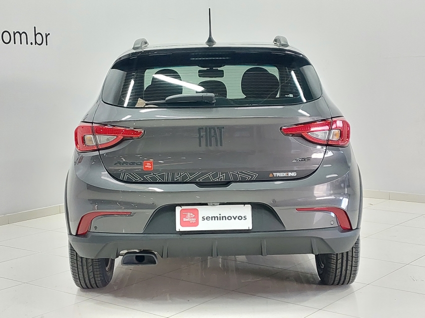 fiat argo 1.8 e.torq flex trekking at6 4p automatico 2021