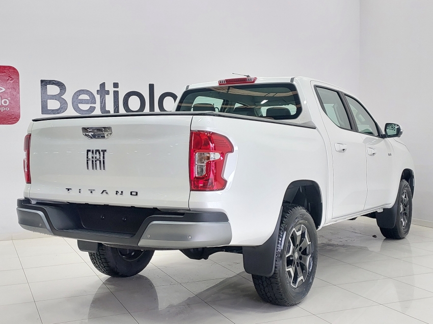 fiat titano 2.2 turbo diesel volcano 4x4 at8 4p automatico 2026 fiat titano 2.2 turbo diesel volcano 4x4 at8 4p automatico 2026