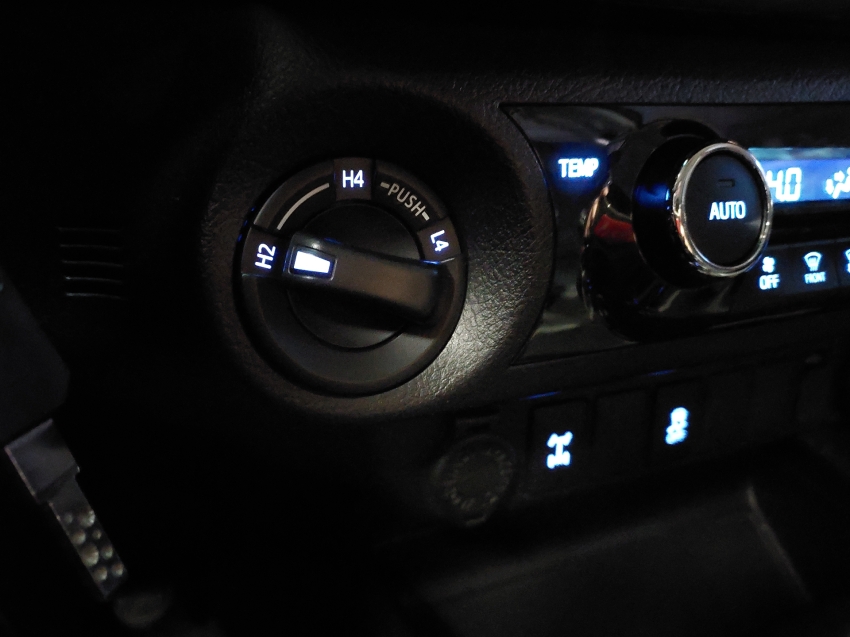 toyota hilux 2.8 srv 4x4 cd 16v diesel 4p automatico 2017
