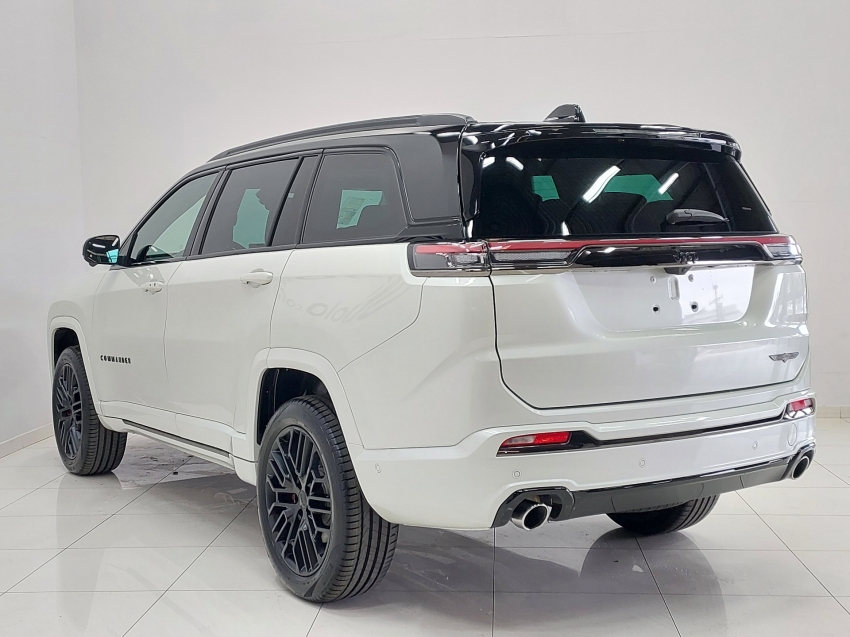 jeep commander 2.0 hurricane 4 turbo gasolina blackhawk at9 4p automatico 2026