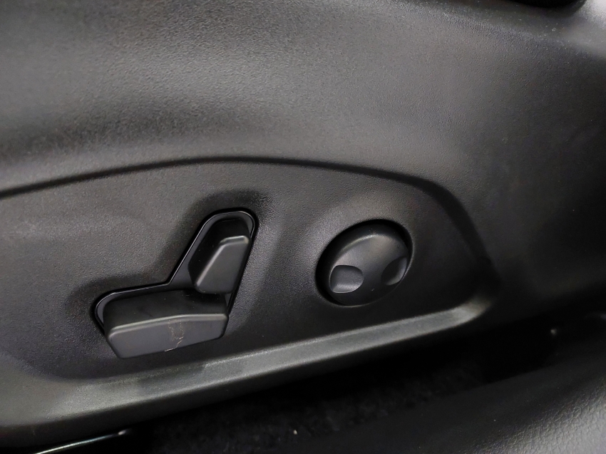jeep commander 2.0 hurricane 4 turbo gasolina blackhawk at9 4p automatico 2026
